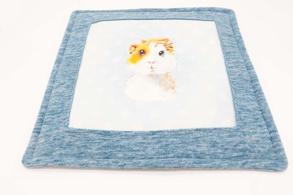 Urindichte Kuscheldecke Meerschweinchen blau1