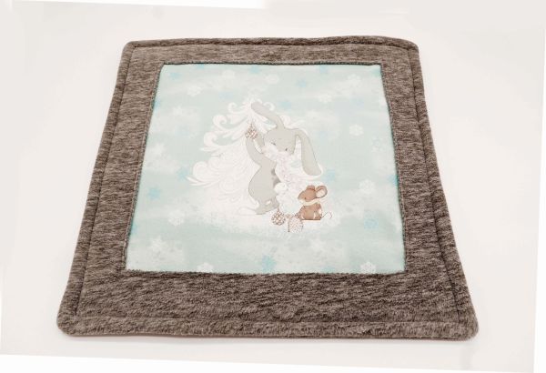 Urindichte Kuscheldecke Winterhäschen 1